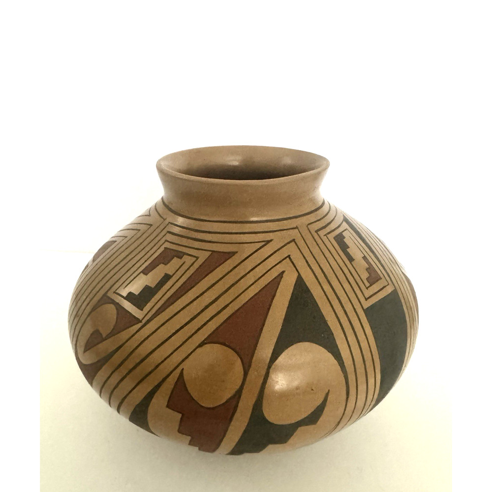 Casas Grandes Pottery Olla Mata Ortiz Handcrafted Geometric Polychrome Signed